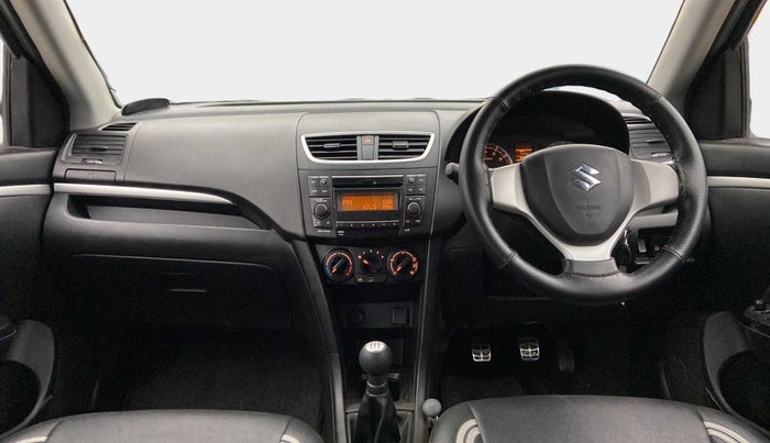 2017 Maruti Swift VXI, Petrol, Manual, 39,133 km, Dashboard