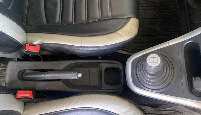 2012 Maruti Ritz VXI, Petrol, Manual, 90,732 km, Gear Lever