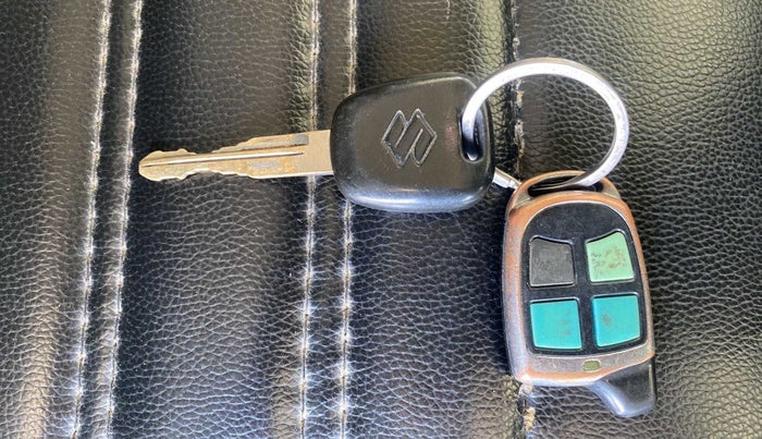 2012 Maruti Ritz VXI, Petrol, Manual, 90,732 km, Key Close Up