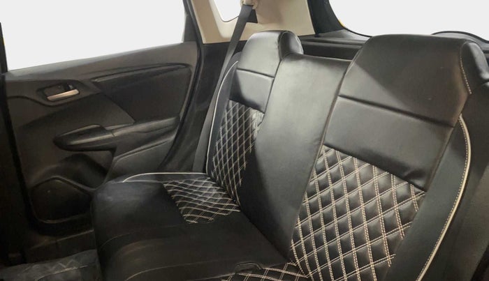 2022 Honda WR-V 1.2L I-VTEC SV MT, Petrol, Manual, 27,227 km, Right Side Rear Door Cabin