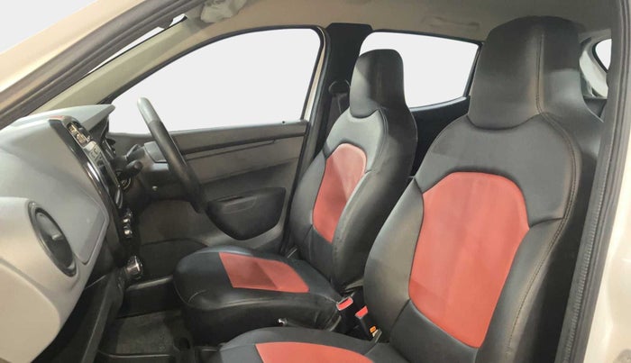 2019 Renault Kwid RXT 1.0 AMT (O), Petrol, Automatic, 12,536 km, Right Side Front Door Cabin