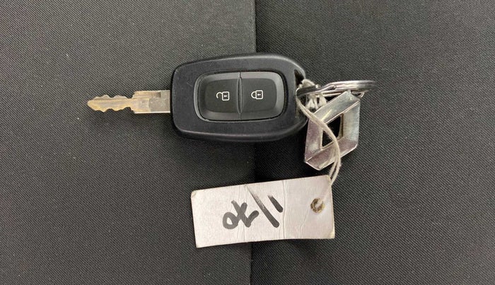 2021 Renault Kwid RXL 1.0 AMT, Petrol, Automatic, 27,923 km, Key Close Up