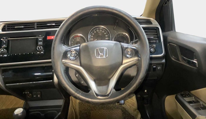 2015 Honda City 1.5L I-DTEC V, Diesel, Manual, 1,09,914 km, Steering Wheel Close Up