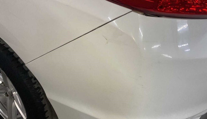 2015 Honda City 1.5L I-DTEC V, Diesel, Manual, 1,09,914 km, Rear bumper - Paint is slightly damaged