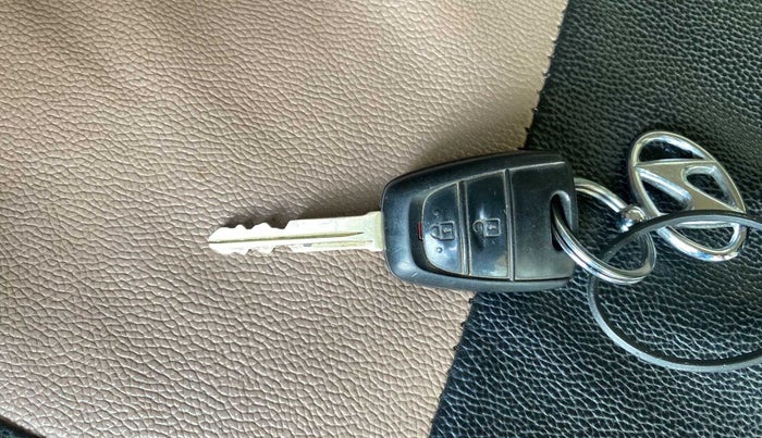 2019 Hyundai Grand i10 SPORTZ 1.2 KAPPA VTVT, Petrol, Manual, 25,555 km, Key Close Up