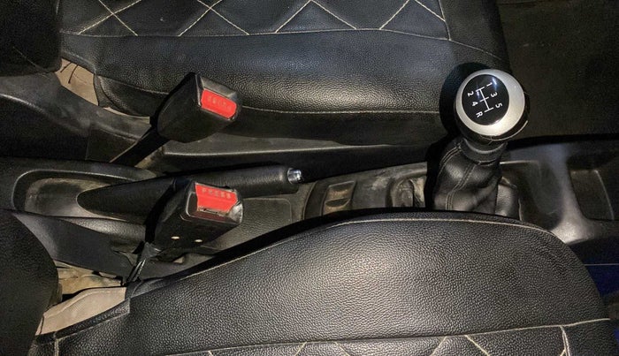 2015 Maruti Wagon R 1.0 VXI, Petrol, Manual, 55,511 km, Gear Lever