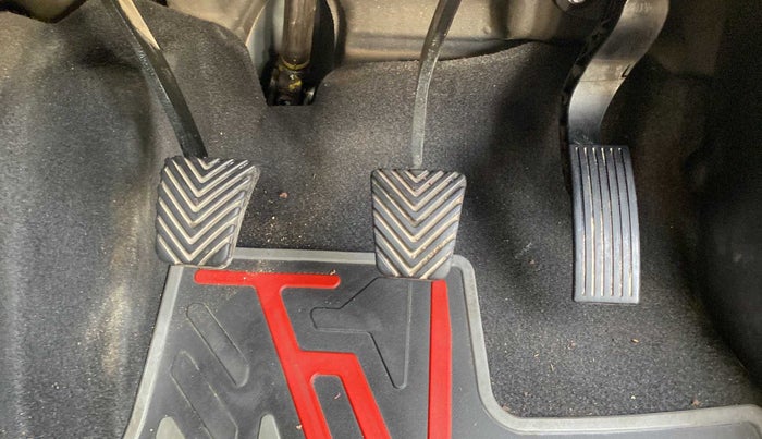 2022 Hyundai VENUE SX 1.2 PETROL, Petrol, Manual, 12,322 km, Pedals