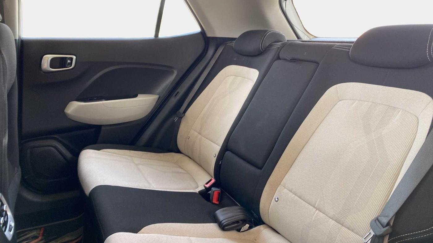 2022 Hyundai VENUE SX 1.2 PETROL, Petrol, Manual, 12,322 km, Right Side Rear Door Cabin
