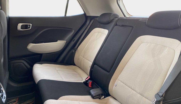2022 Hyundai VENUE SX 1.2 PETROL, Petrol, Manual, 12,322 km, Right Side Rear Door Cabin