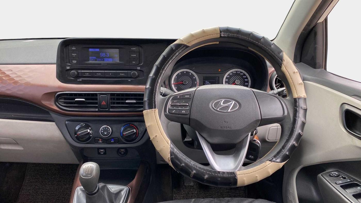 2020 Hyundai AURA S 1.2, Petrol, Manual, 27,177 km, Steering Wheel Close Up