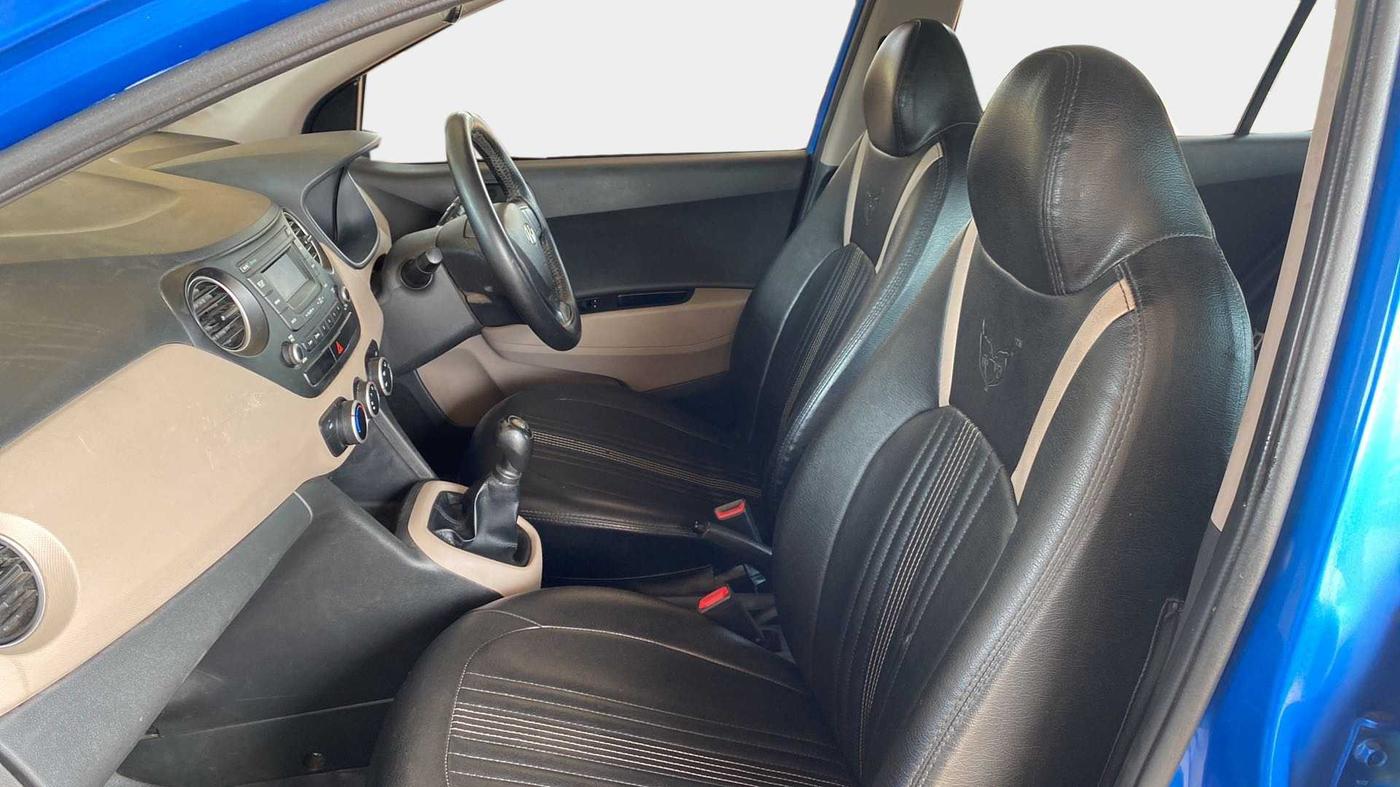 2019 Hyundai Grand i10 MAGNA 1.2 KAPPA VTVT, Petrol, Manual, 36,244 km, Right Side Front Door Cabin