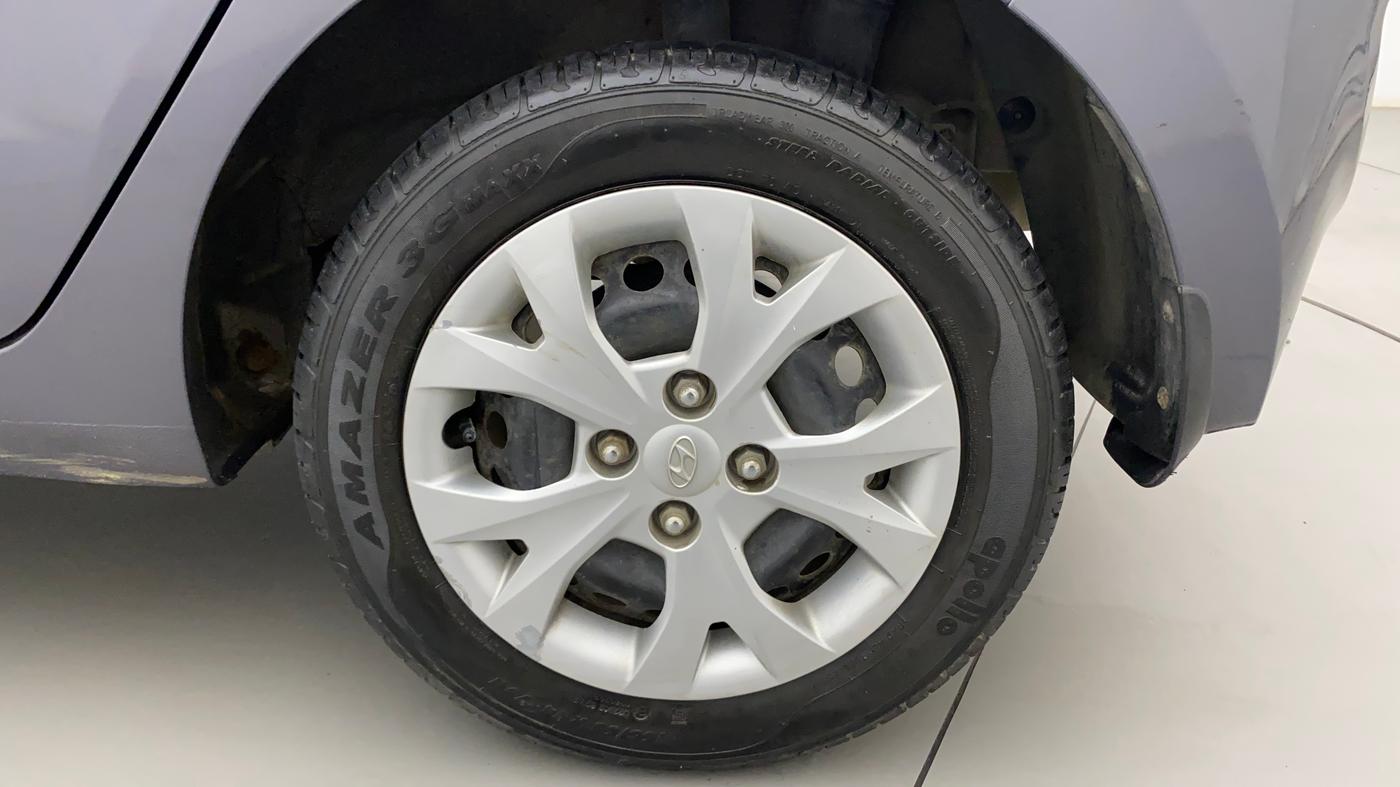 2016 Hyundai Grand i10 MAGNA 1.2 KAPPA VTVT, Petrol, Manual, 28,960 km, Left Rear Wheel