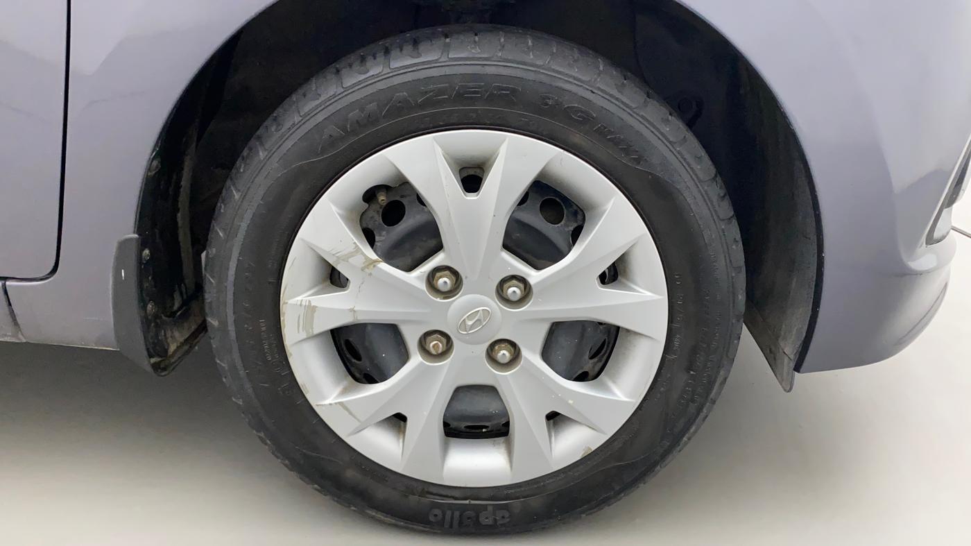 2016 Hyundai Grand i10 MAGNA 1.2 KAPPA VTVT, Petrol, Manual, 28,960 km, Right Front Wheel