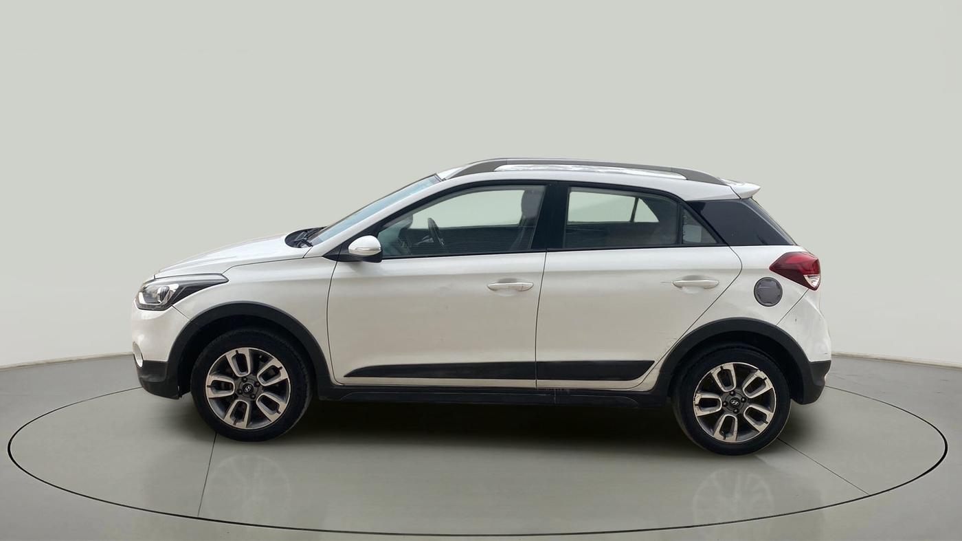 2015 Hyundai i20 Active 1.2 S, Petrol, Manual, 73,504 km, Left Side