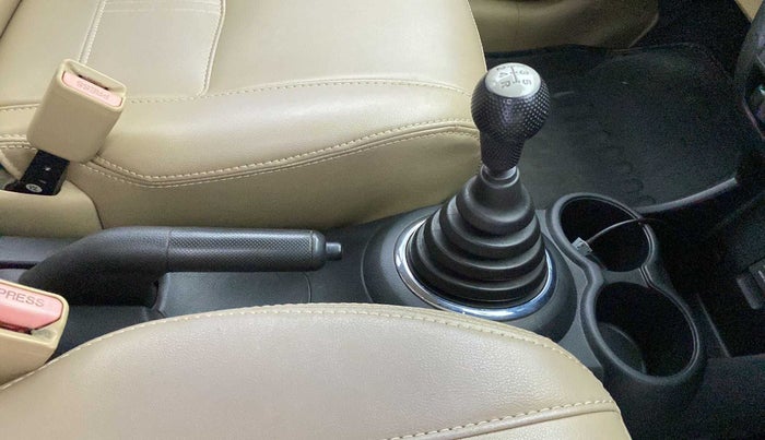 2015 Honda Brio S MT, Petrol, Manual, 95,772 km, Gear Lever