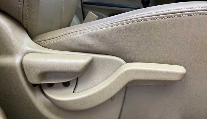 2015 Honda Brio S MT, Petrol, Manual, 95,772 km, Driver Side Adjustment Panel