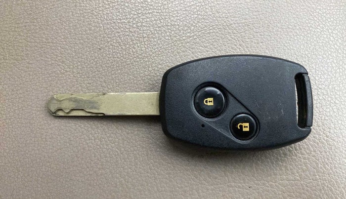 2015 Honda Brio S MT, Petrol, Manual, 95,772 km, Key Close Up