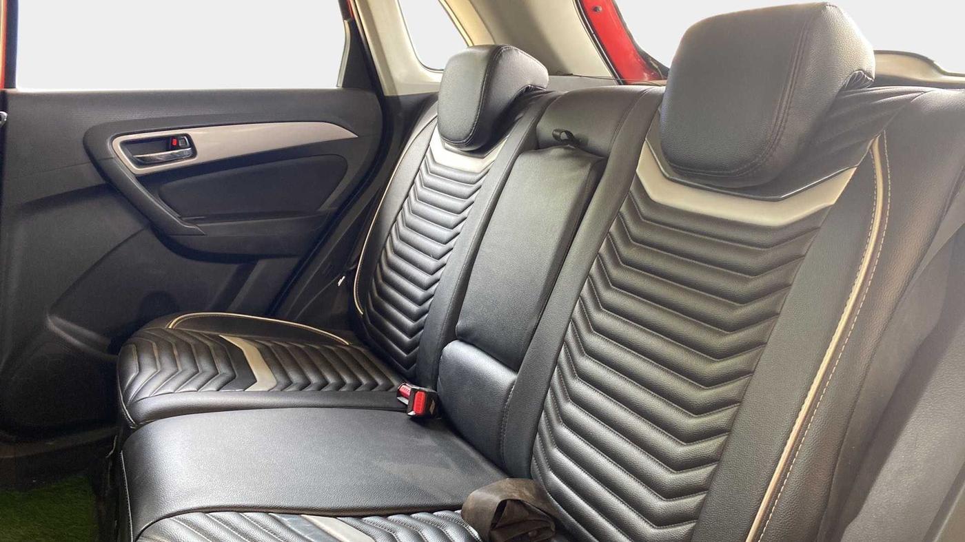 2017 Maruti Vitara Brezza ZDI, Diesel, Manual, 80,200 km, Right Side Rear Door Cabin