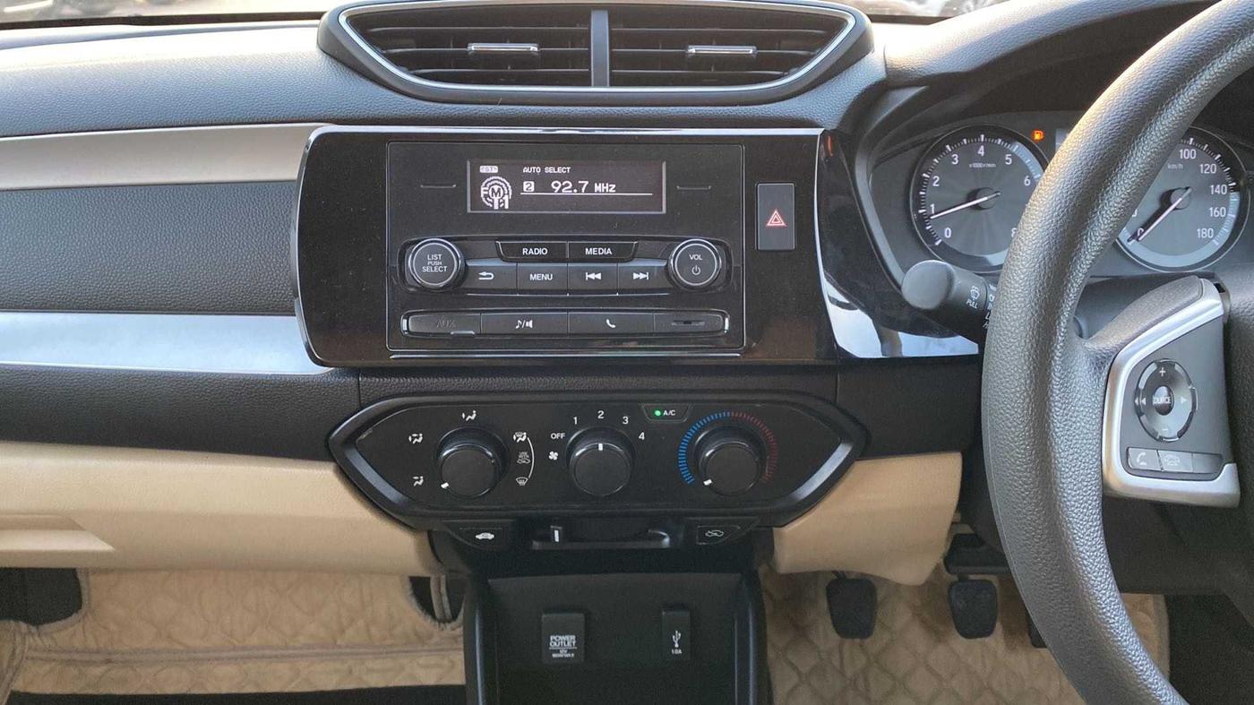 2023 Honda Amaze 1.2L I-VTEC S, Petrol, Manual, 9,727 km, Air Conditioner