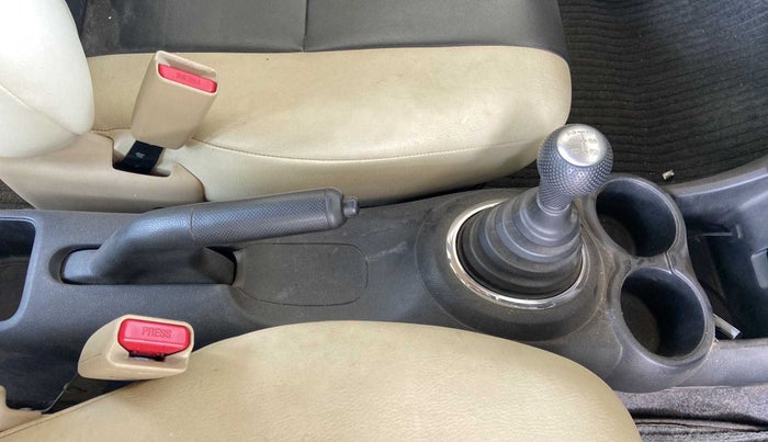 2013 Honda Amaze 1.2L I-VTEC S, Petrol, Manual, 26,750 km, Gear Lever