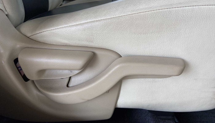 2013 Honda Amaze 1.2L I-VTEC S, Petrol, Manual, 26,750 km, Driver Side Adjustment Panel