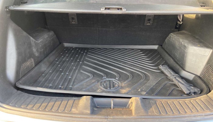 2019 MG HECTOR SHARP 1.5 DCT PETROL, Petrol, Automatic, 36,337 km, Boot Inside