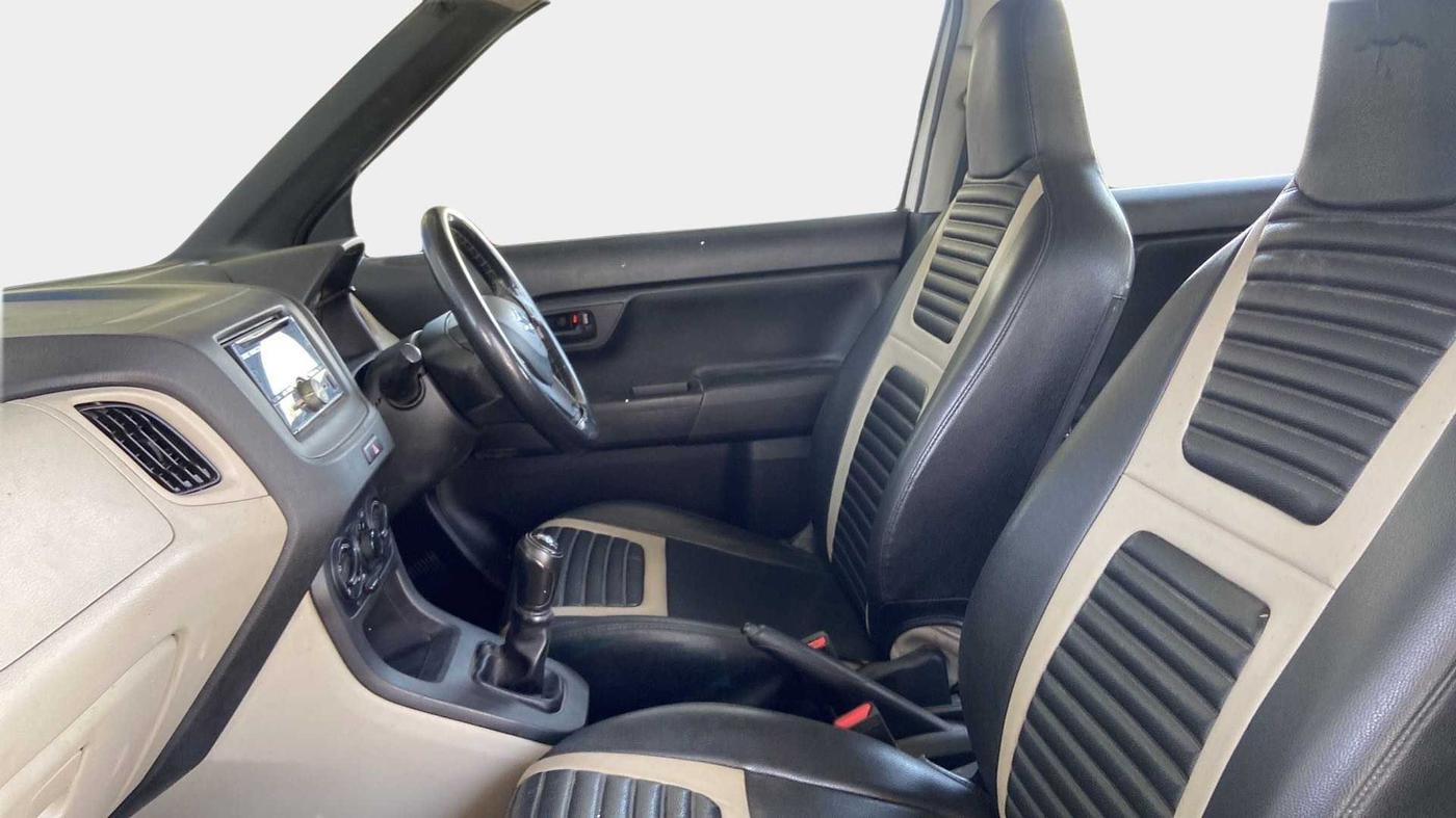 2020 Maruti New Wagon-R LXI CNG 1.0, CNG, Manual, 40,460 km, Right Side Front Door Cabin