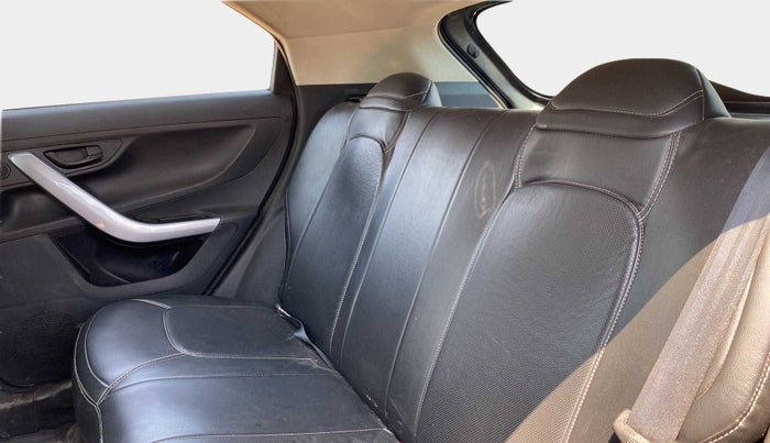 2021 Tata NEXON XM SUNROOF PETROL, Petrol, Manual, 34,294 km, Right Side Rear Door Cabin