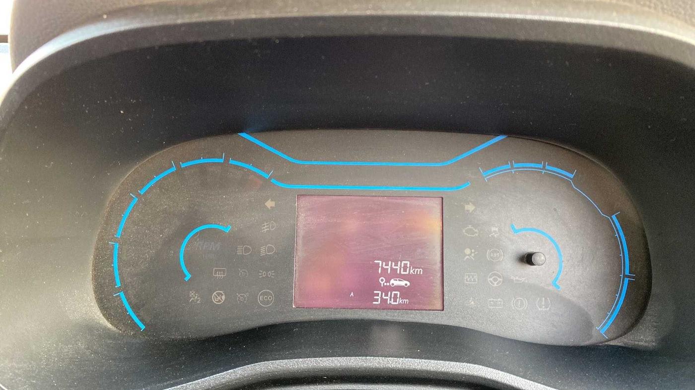 2022 Renault Kwid RXT 1.0 (O), Petrol, Manual, 7,434 km, Odometer Image