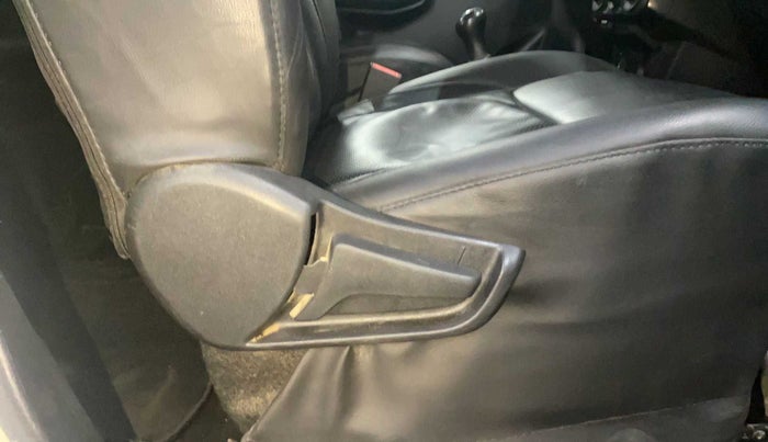 2020 Maruti S PRESSO VXI CNG, CNG, Manual, 64,719 km, Driver Side Adjustment Panel