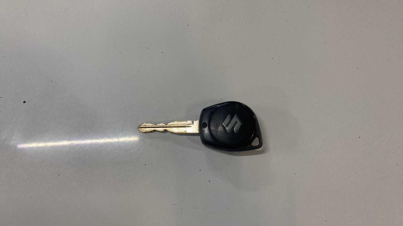 2020 Maruti S PRESSO VXI CNG, CNG, Manual, 64,719 km, Key Close Up