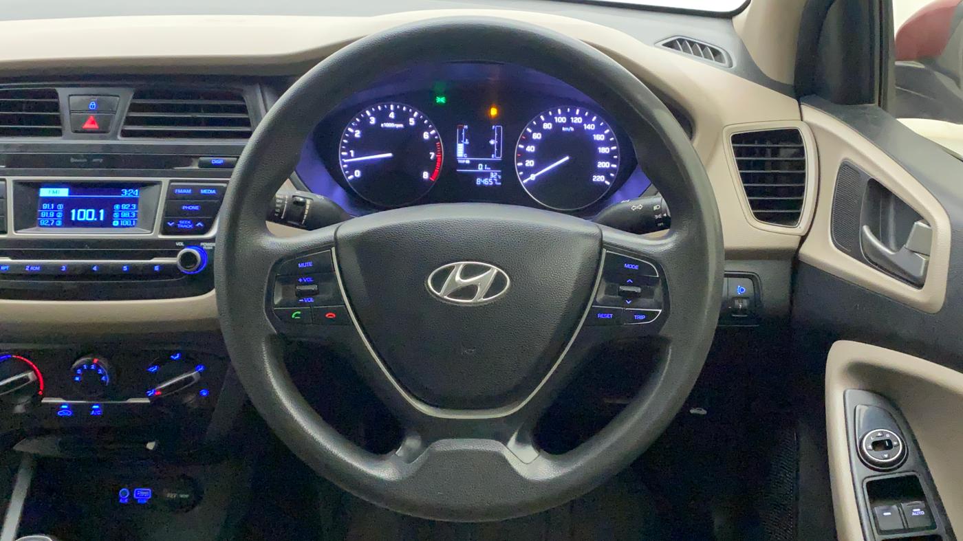 2014 Hyundai Elite i20 MAGNA 1.2, Petrol, Manual, 84,656 km, Steering Wheel Close Up