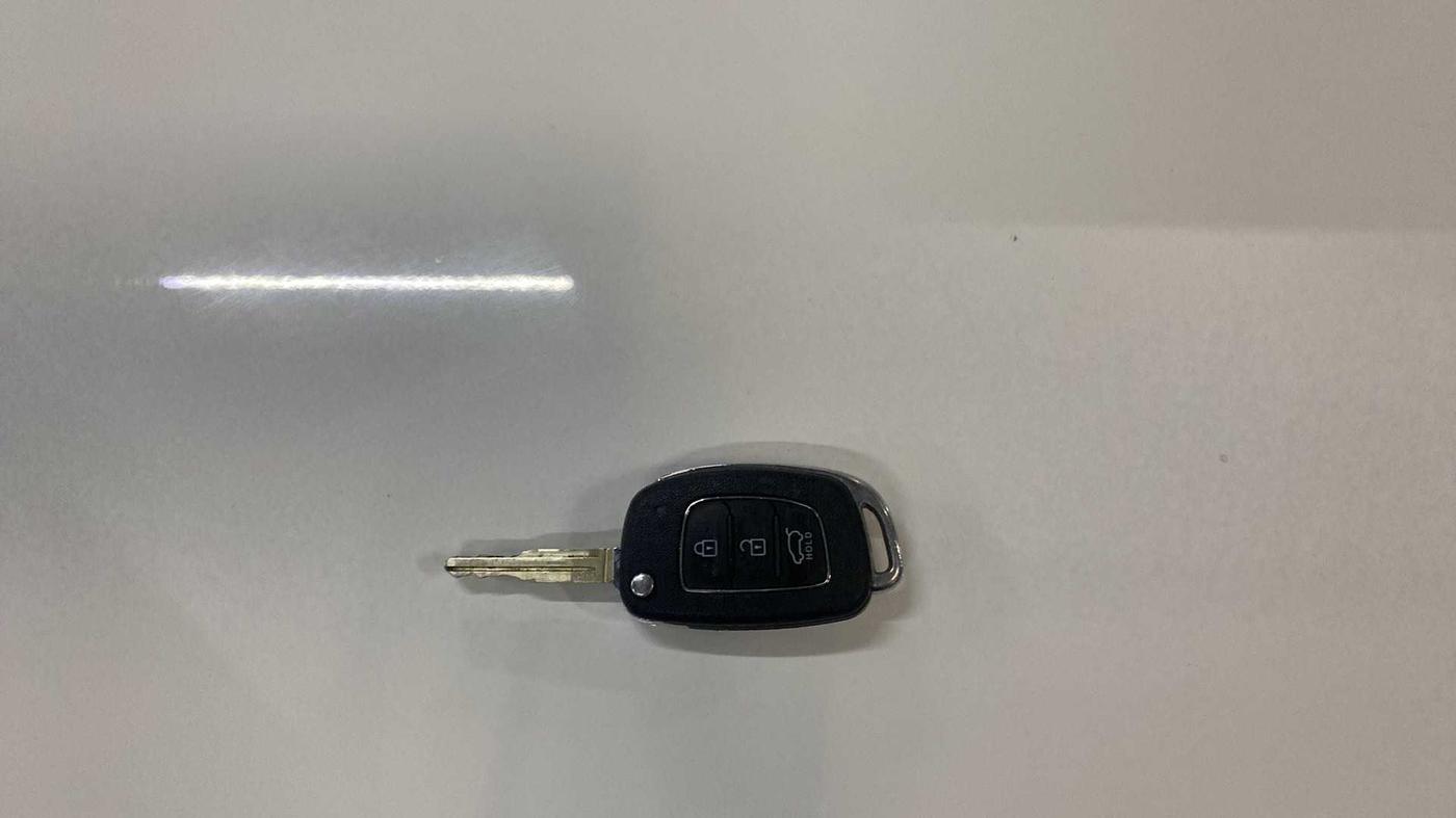 2022 Hyundai NEW I20 SPORTZ 1.5 MT, Diesel, Manual, 16,555 km, Key Close Up