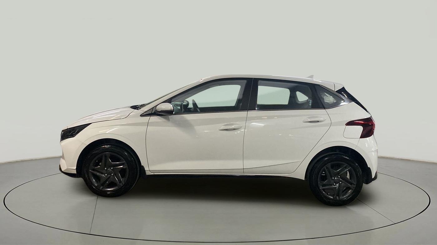 2022 Hyundai NEW I20 SPORTZ 1.5 MT, Diesel, Manual, 16,555 km, Left Side