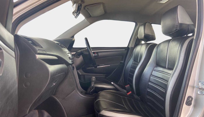 2015 Maruti Swift VDI, Diesel, Manual, 1,20,312 km, Right Side Front Door Cabin