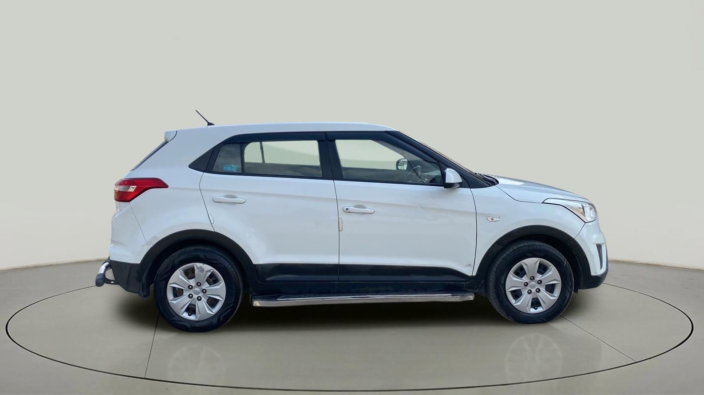 2016 Hyundai Creta BASE 1.4 DIESEL, Diesel, Manual, 1,24,930 km, Right Side