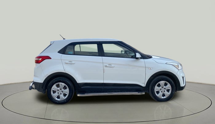 2016 Hyundai Creta BASE 1.4 DIESEL, Diesel, Manual, 1,24,930 km, Right Side