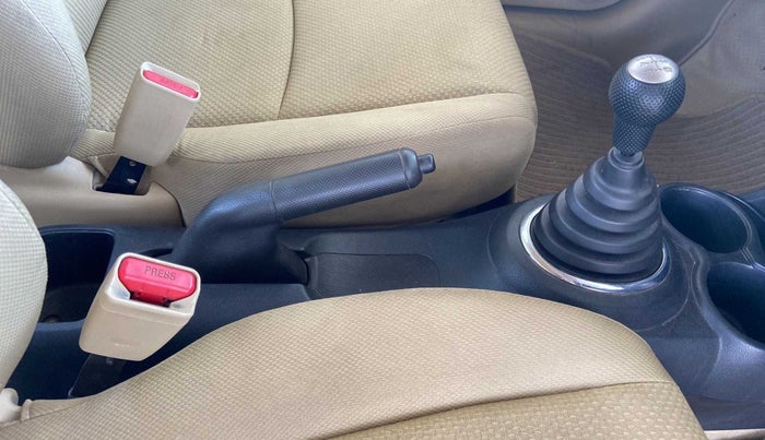 2014 Honda Brio S MT, Petrol, Manual, 73,869 km, Gear Lever