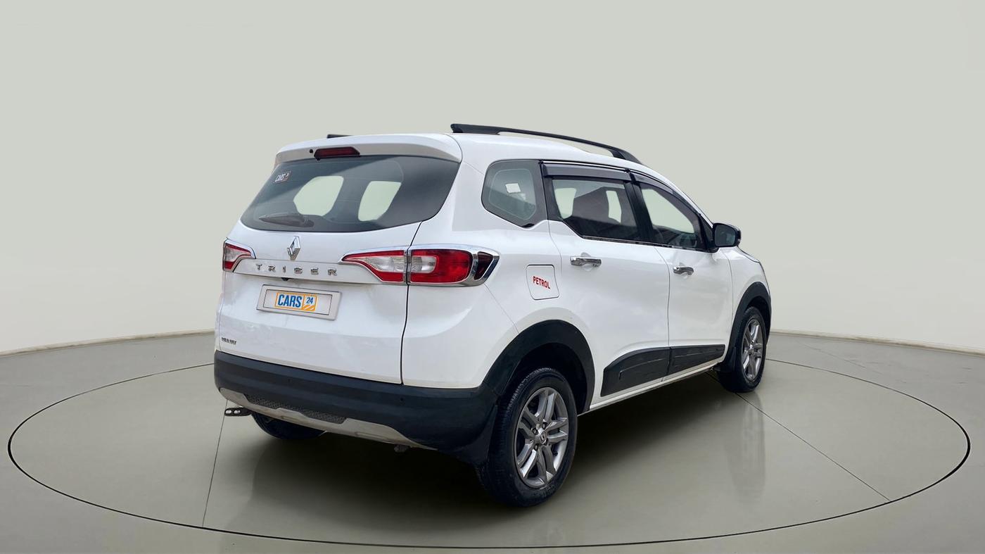 2022 Renault TRIBER RXZ, Petrol, Manual, 20,162 km, Right Back Diagonal