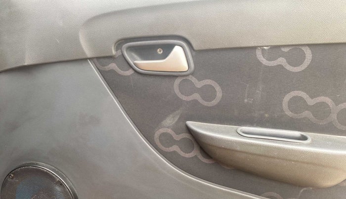 2012 Maruti Alto 800 LXI, Petrol, Manual, 87,464 km, Driver Side Door Panels Control