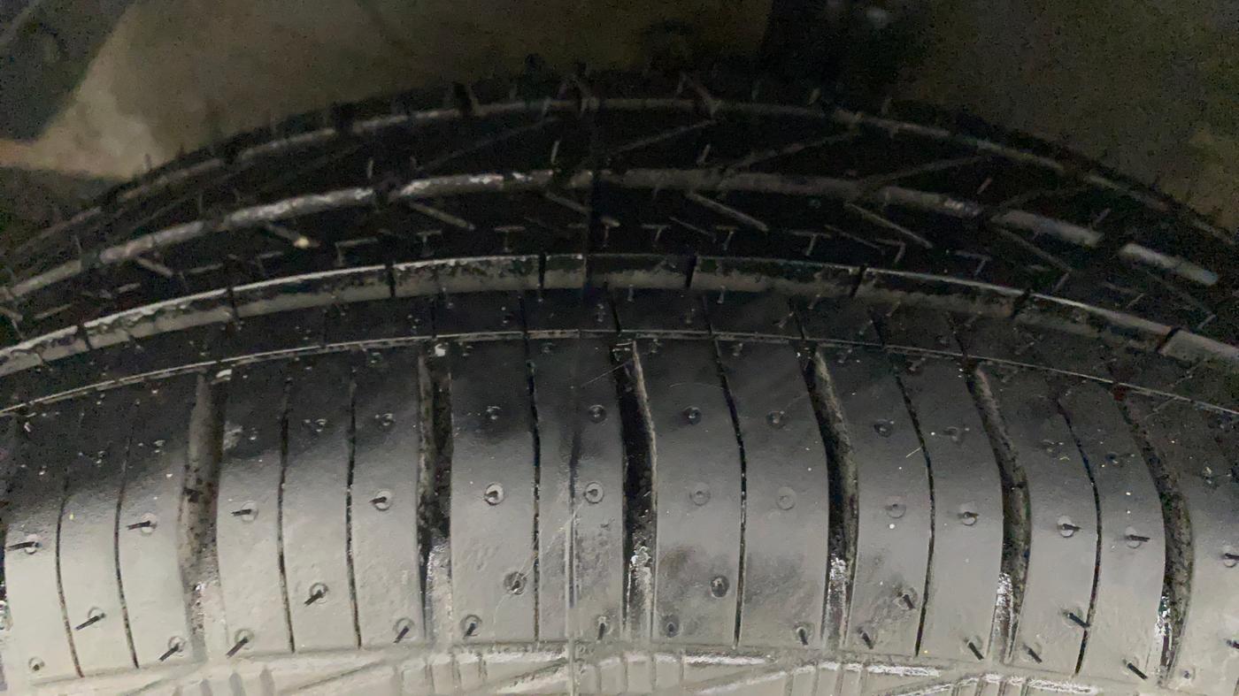 2012 Hyundai i20 MAGNA 1.2, Petrol, Manual, 53,256 km, Left Front Tyre Tread