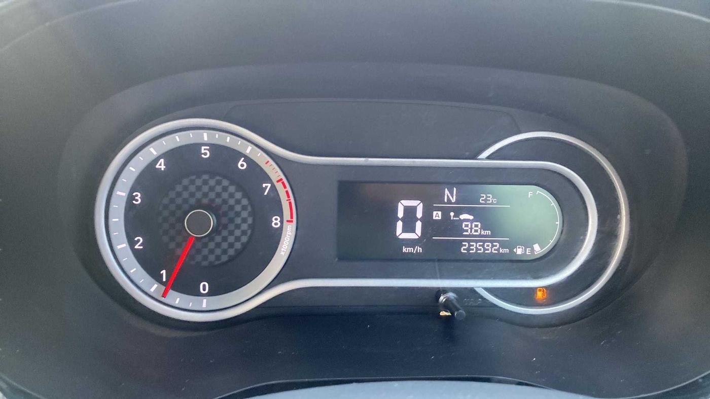2021 Hyundai GRAND I10 NIOS SPORTZ AMT 1.2 KAPPA VTVT, Petrol, Automatic, 24,124 km, Odometer Image