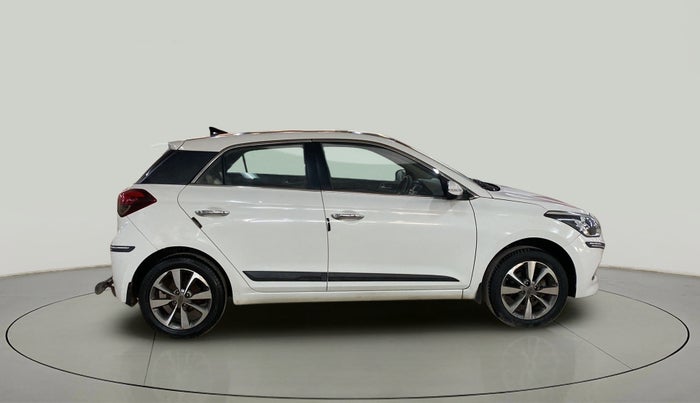 2015 Hyundai Elite i20 SPORTZ 1.2, Petrol, Manual, 38,640 km, Right Side View