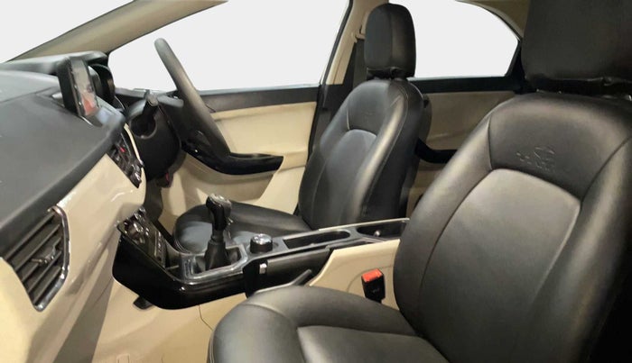 2020 Tata NEXON XZ PETROL, Petrol, Manual, 56,554 km, Right Side Front Door Cabin