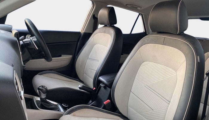 2022 Hyundai VENUE SX (O) 1.0 TURBO DCT, Petrol, Automatic, 8,226 km, Right Side Front Door Cabin