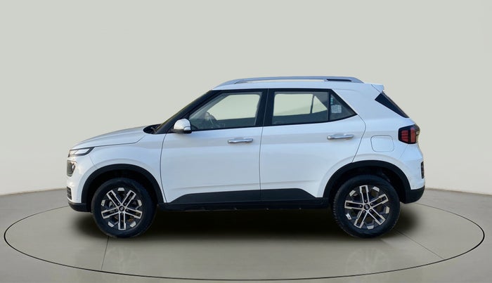 2022 Hyundai VENUE SX (O) 1.0 TURBO DCT, Petrol, Automatic, 8,226 km, Left Side