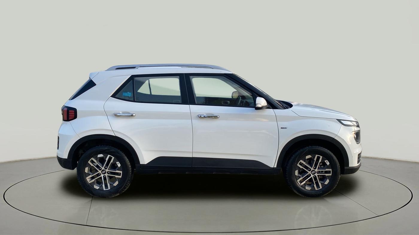 2022 Hyundai VENUE SX (O) 1.0 TURBO DCT, Petrol, Automatic, 8,226 km, Right Side View