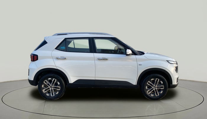 2022 Hyundai VENUE SX (O) 1.0 TURBO DCT, Petrol, Automatic, 8,226 km, Right Side View