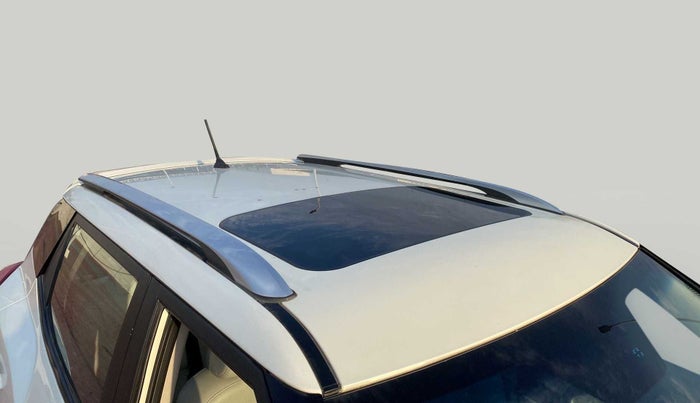 2019 Mahindra XUV300 W8 (O) 1.5 DIESEL, Diesel, Manual, 43,184 km, Roof
