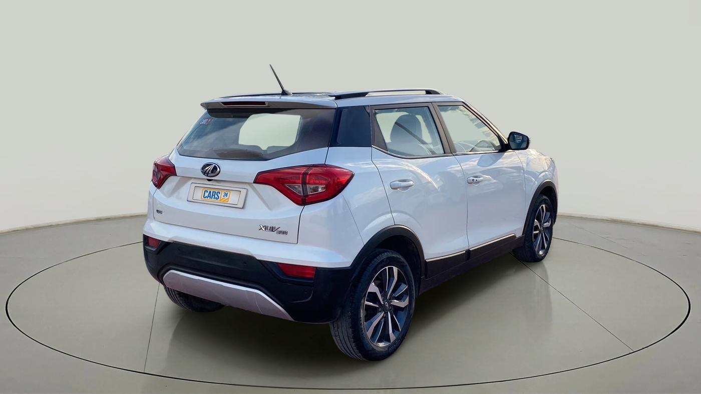 2019 Mahindra XUV300 W8 (O) 1.5 DIESEL, Diesel, Manual, 43,184 km, Right Back Diagonal
